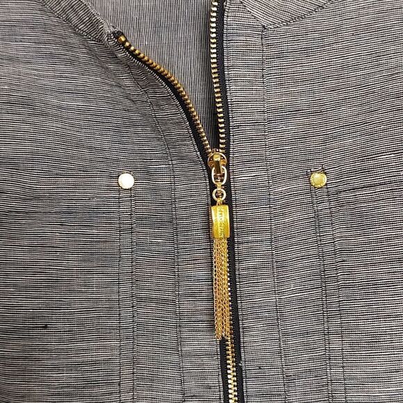 Ellen Tracy Gold Tasseled Half Zip Sleeveless Linen Blend Blouse Top Size Small - Picture 6 of 10